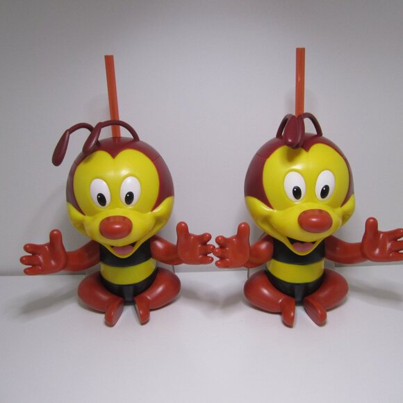 Disney EPCOT 2020 Flower & Garden Festival Spike The Bee Souvenir Sipper Cup NEW - Picture 2 of 5